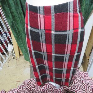Ladies Skirt Size XS, it looks more like a Medium